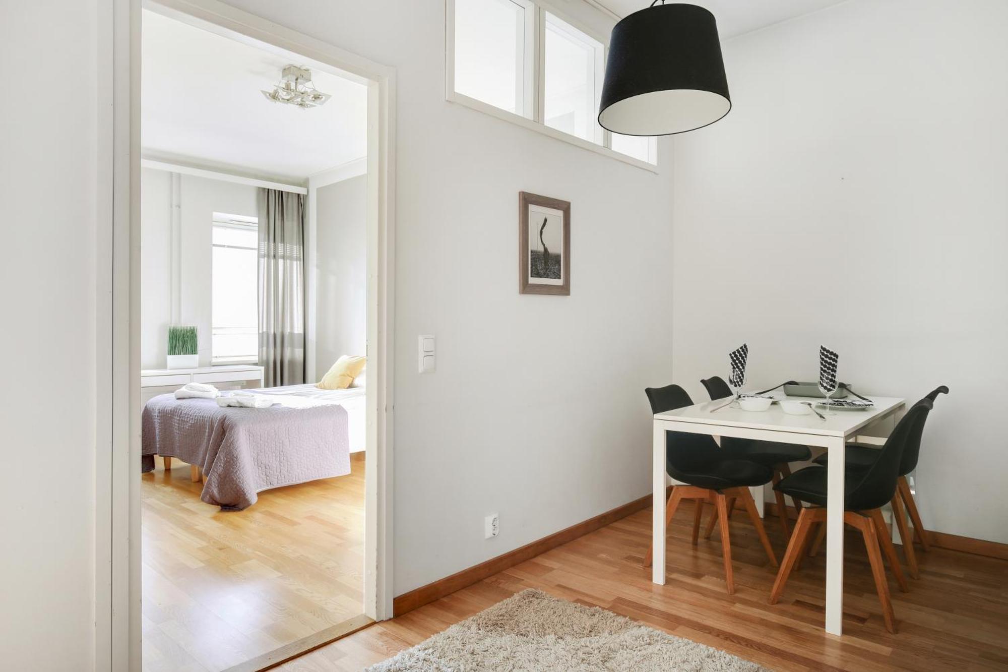 Kotimaailma Apartments Kamppi - 2Br For 4 Persons Helsingfors Exteriör bild