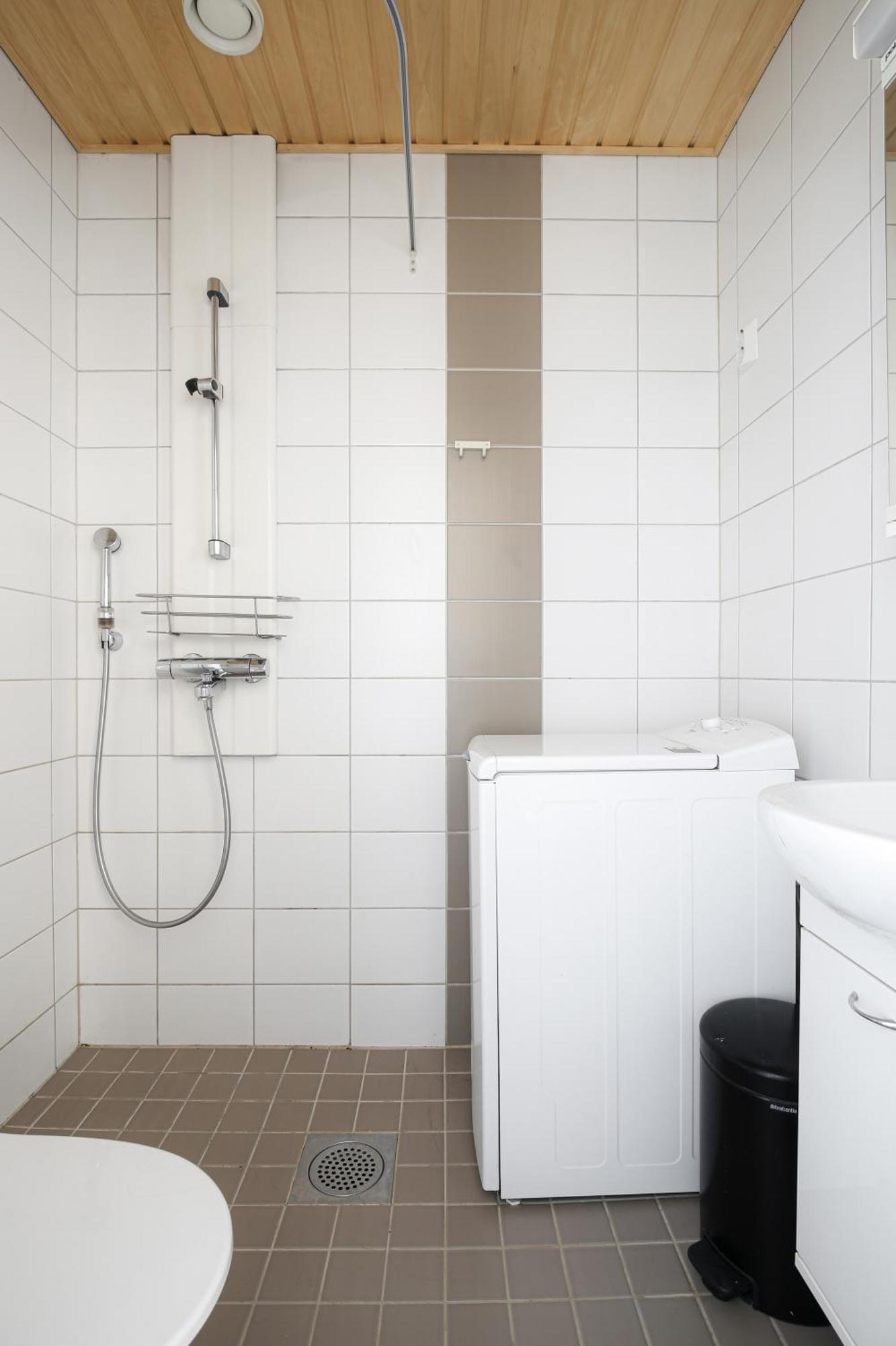 Kotimaailma Apartments Kamppi - 2Br For 4 Persons Helsingfors Exteriör bild